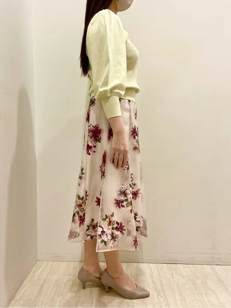 ANY SIS スタッフ コーディネート画像