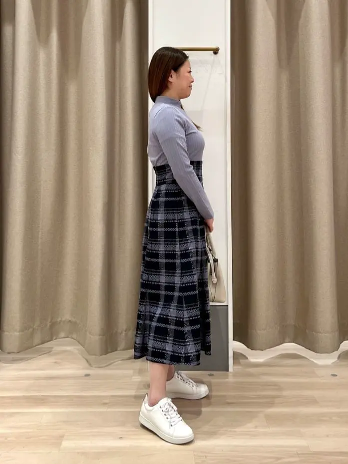 ANY SIS 瀬野 コーディネート画像