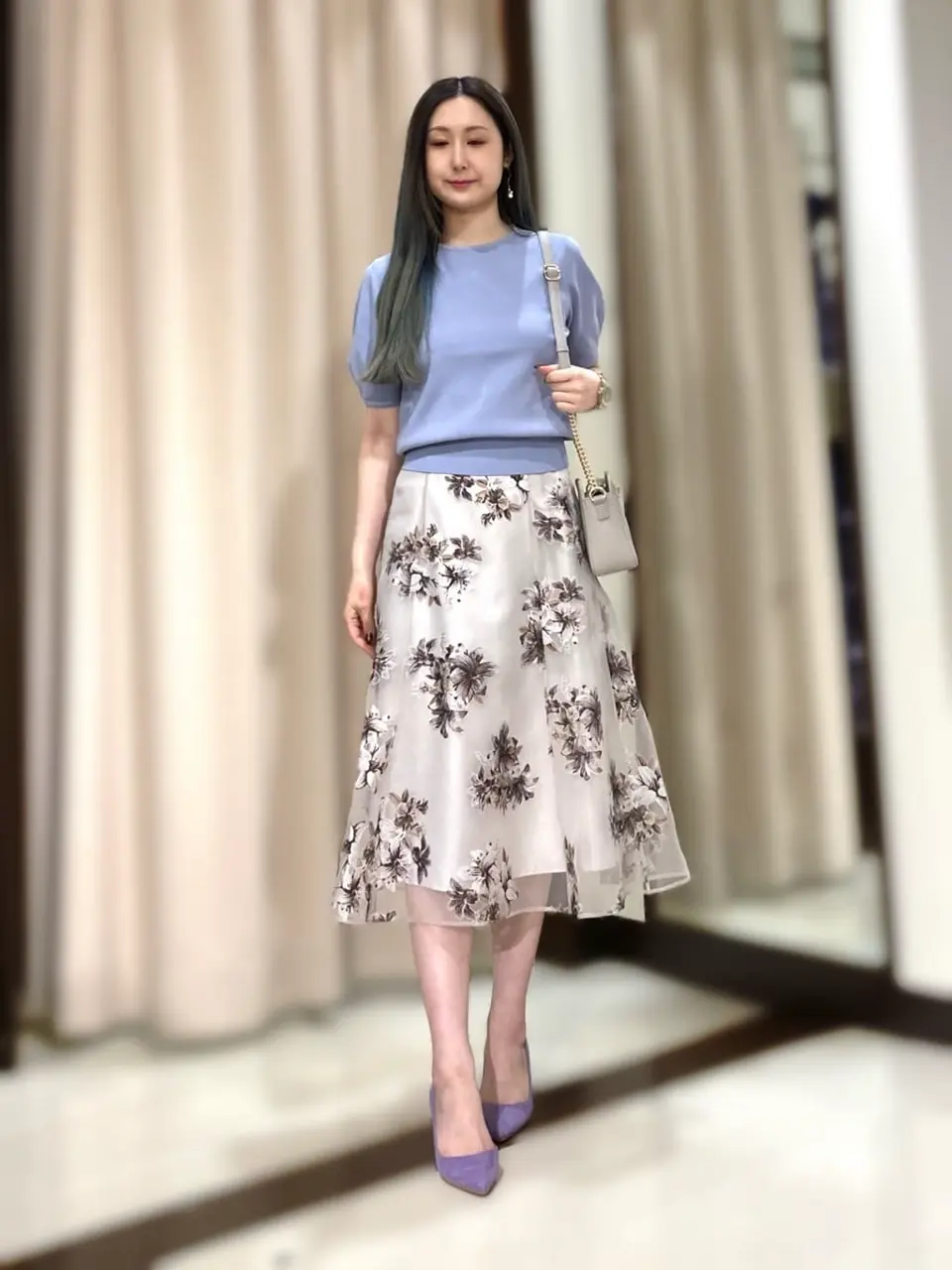 ANY SIS STAFF コーディネート画像