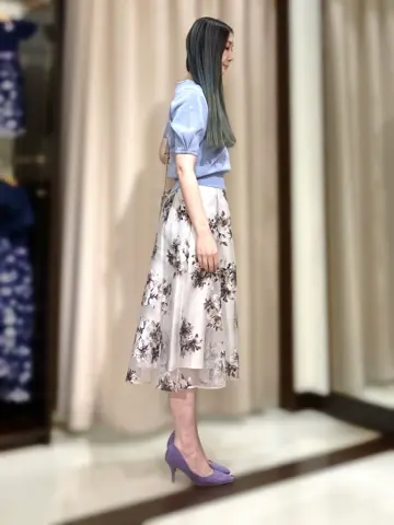 ANY SIS STAFF コーディネート画像