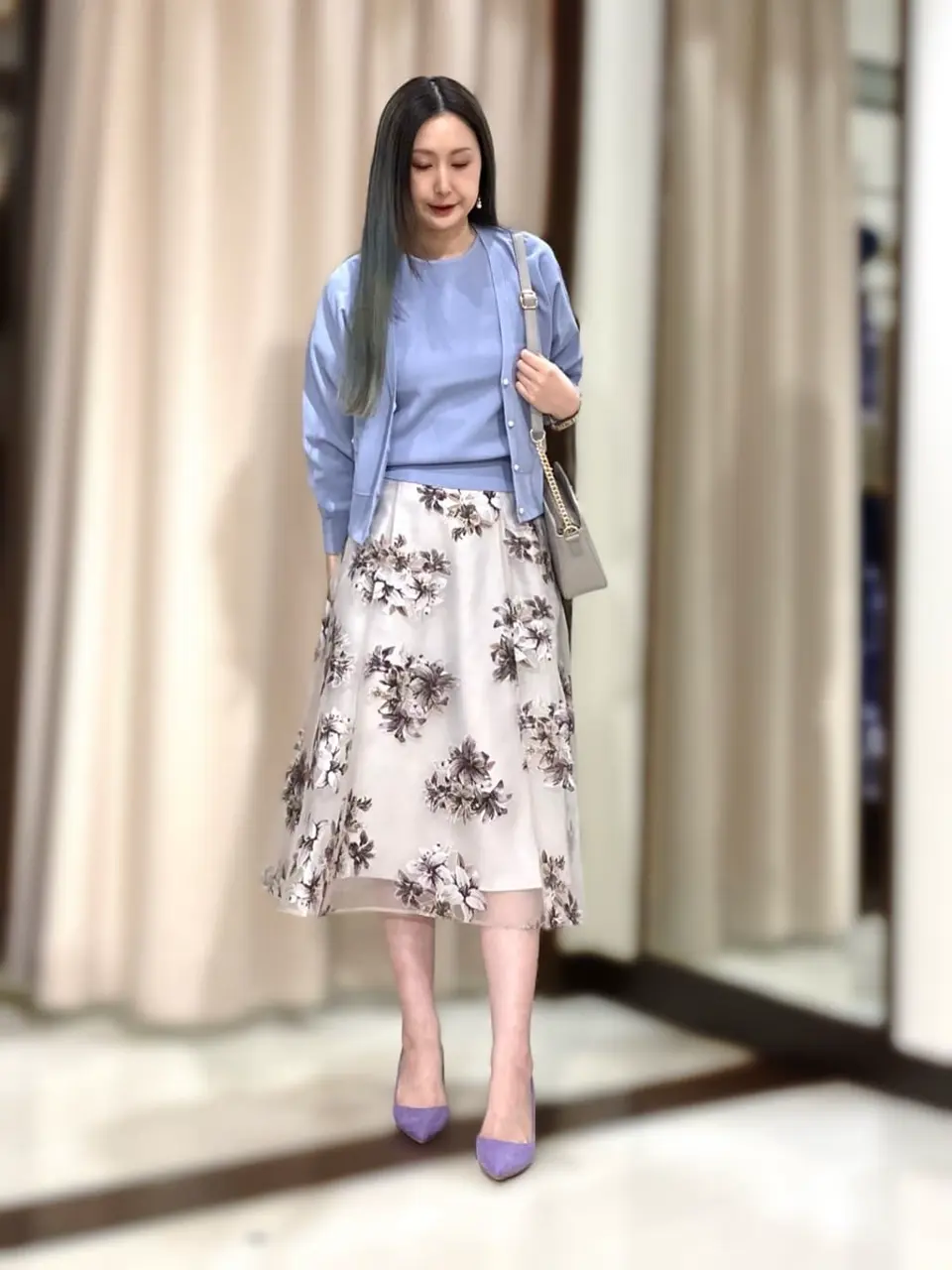 ANY SIS STAFF コーディネート画像