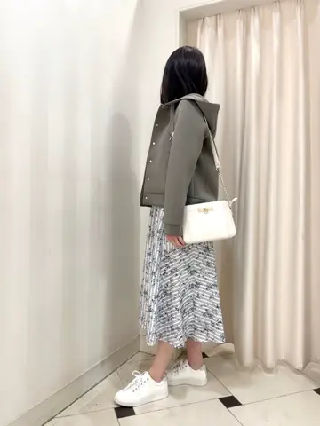 ANY SIS 金井 コーディネート画像