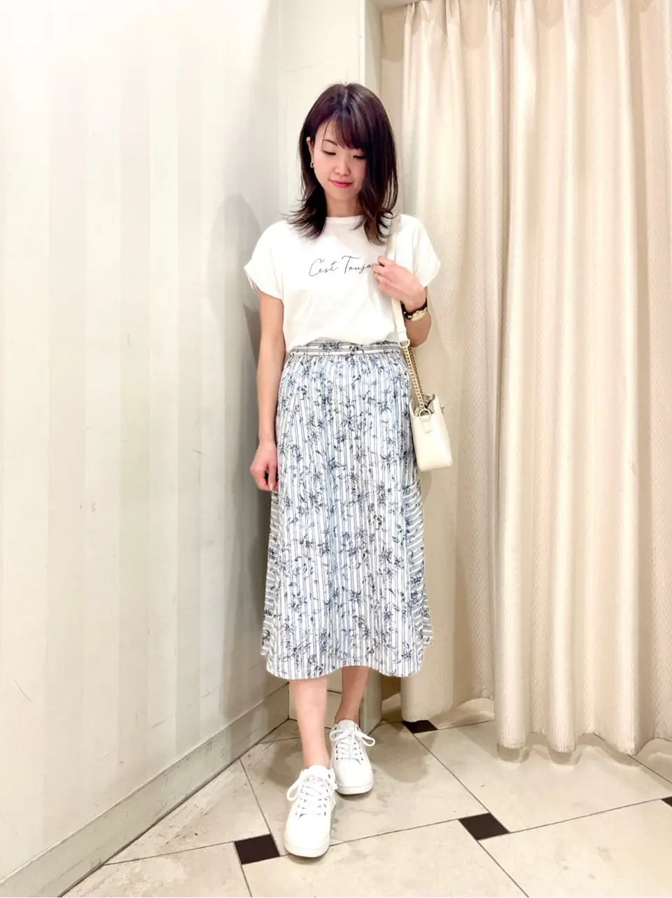 ANY SIS 金井 コーディネート画像