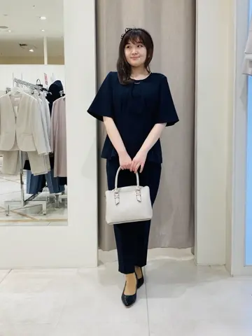 ANY SIS 川根　彩 コーディネート画像