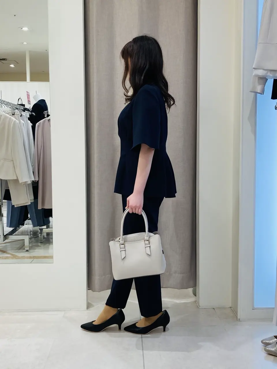 ANY SIS 川根　彩 コーディネート画像