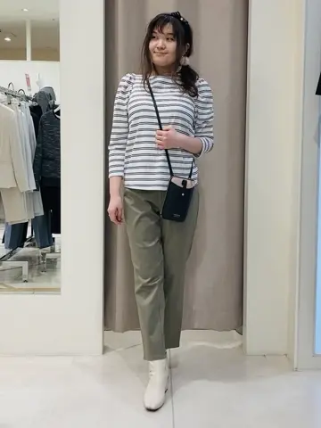 ANY SIS 川根　彩 コーディネート画像