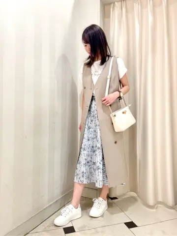 ANY SIS 金井 コーディネート画像