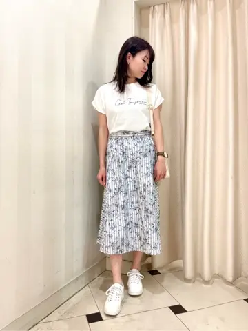 ANY SIS 金井 コーディネート画像