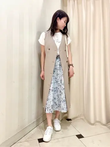 ANY SIS 金井 コーディネート画像