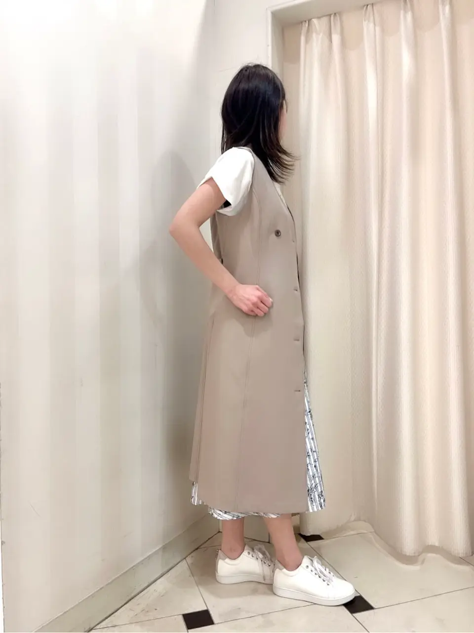 ANY SIS 金井 コーディネート画像