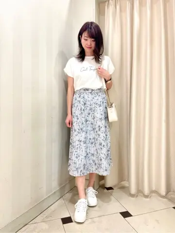 ANY SIS 金井 コーディネート画像