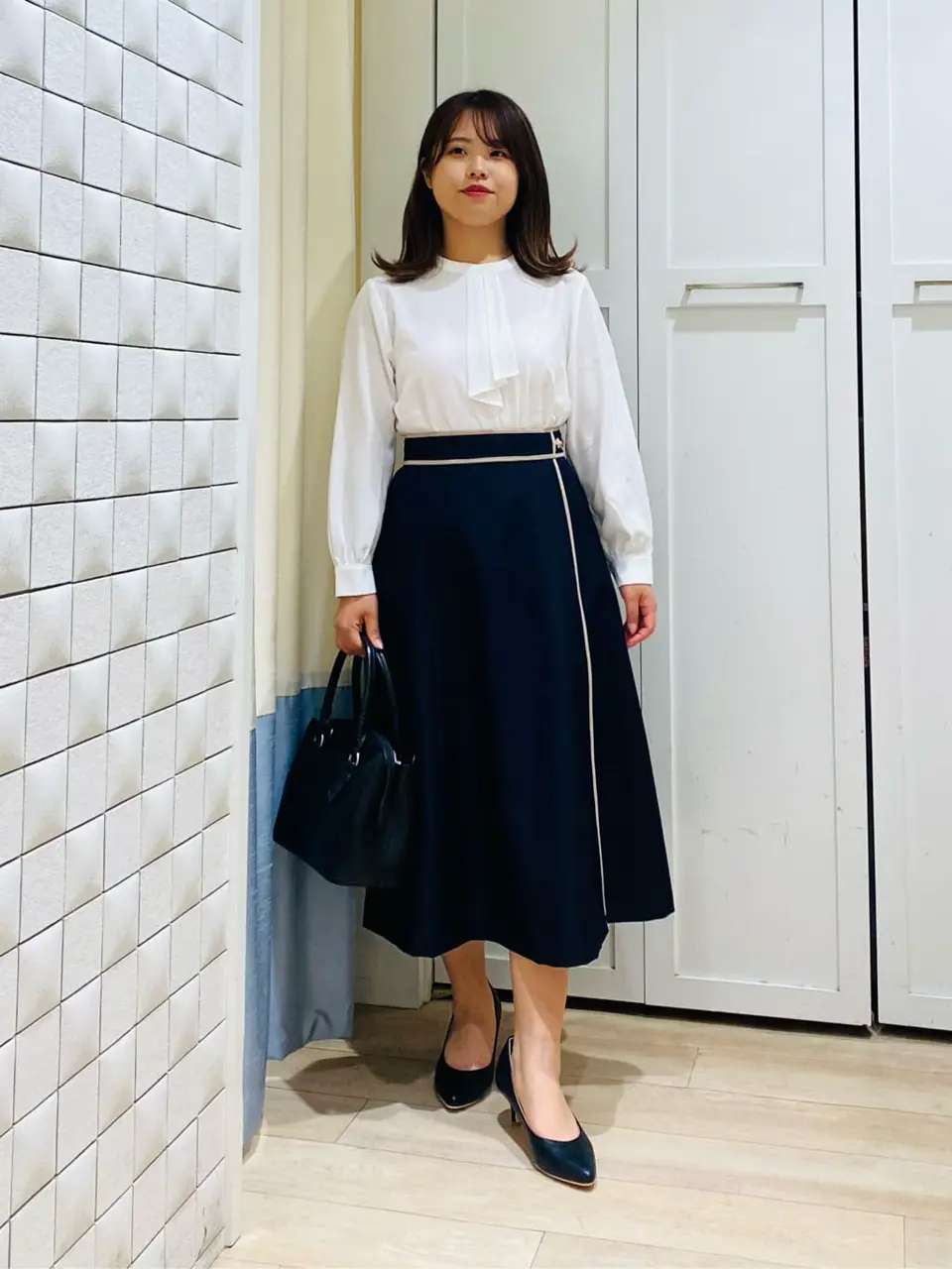 ANY SIS スタッフ コーディネート画像