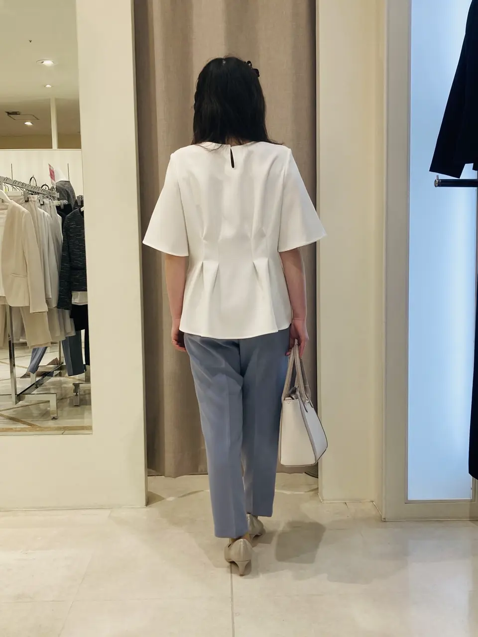 ANY SIS 川根　彩 コーディネート画像