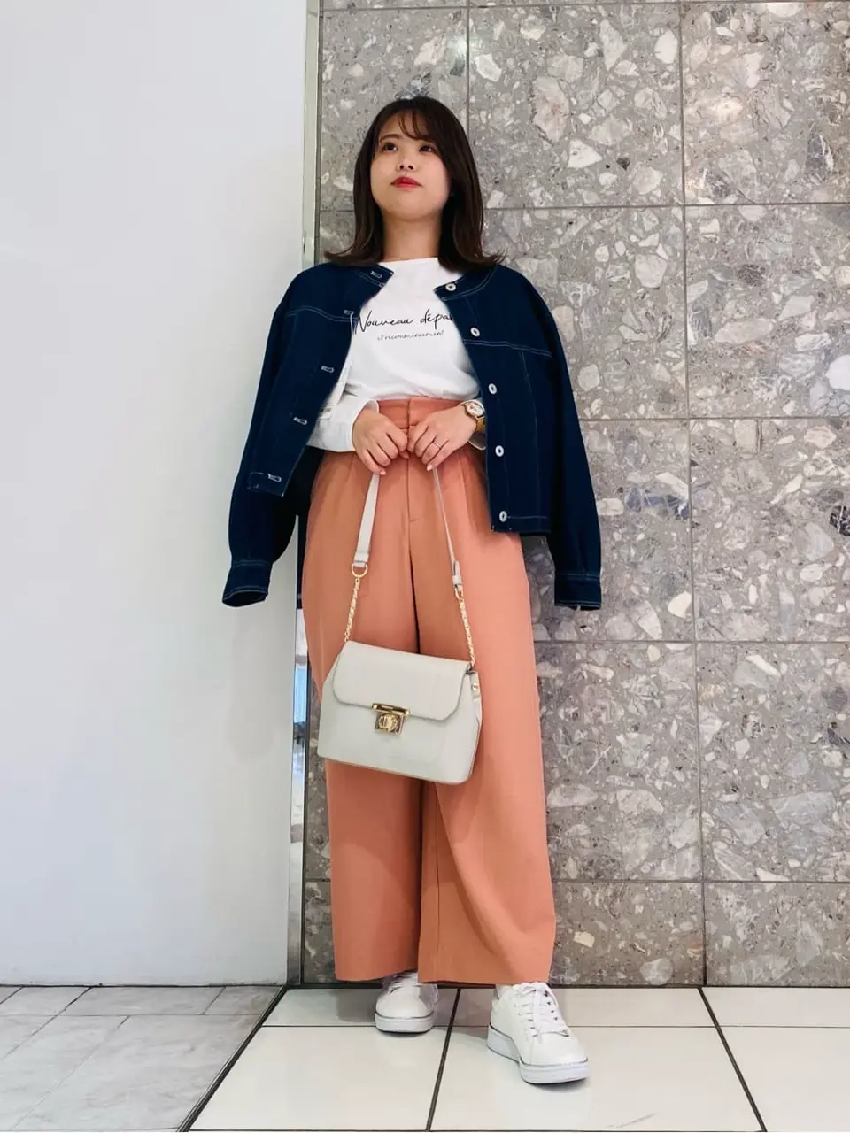 ANY SIS スタッフ コーディネート画像