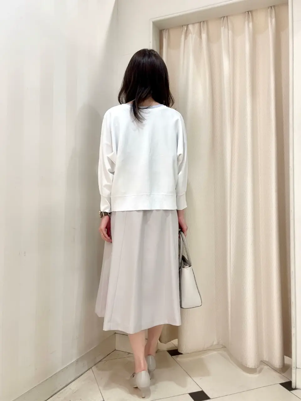 ANY SIS 金井 コーディネート画像