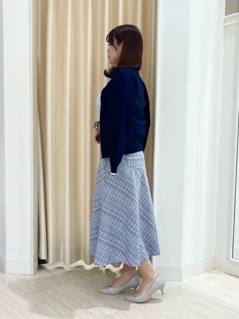 ANY SIS スタッフ コーディネート画像