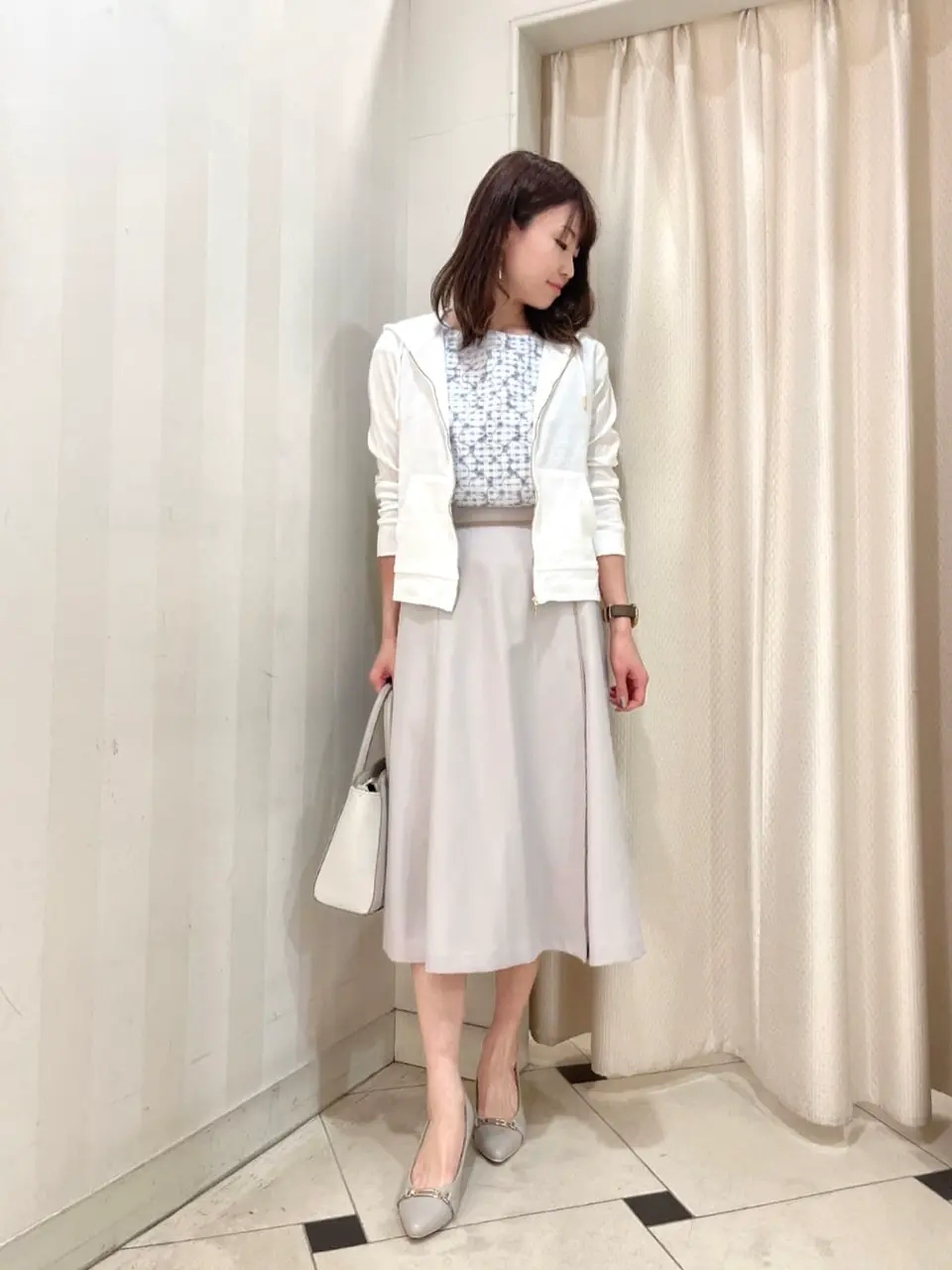 ANY SIS 金井 コーディネート画像