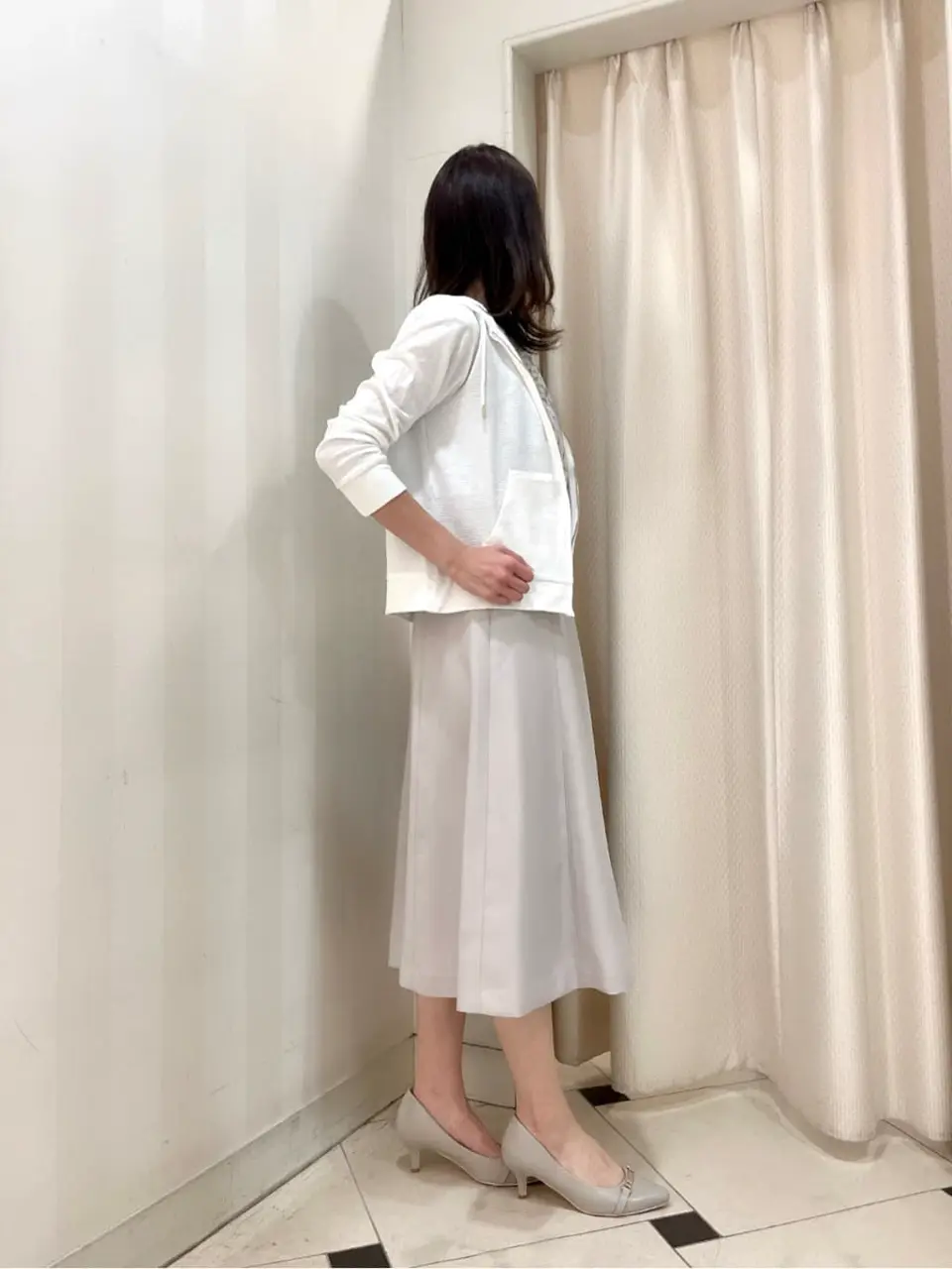 ANY SIS 金井 コーディネート画像