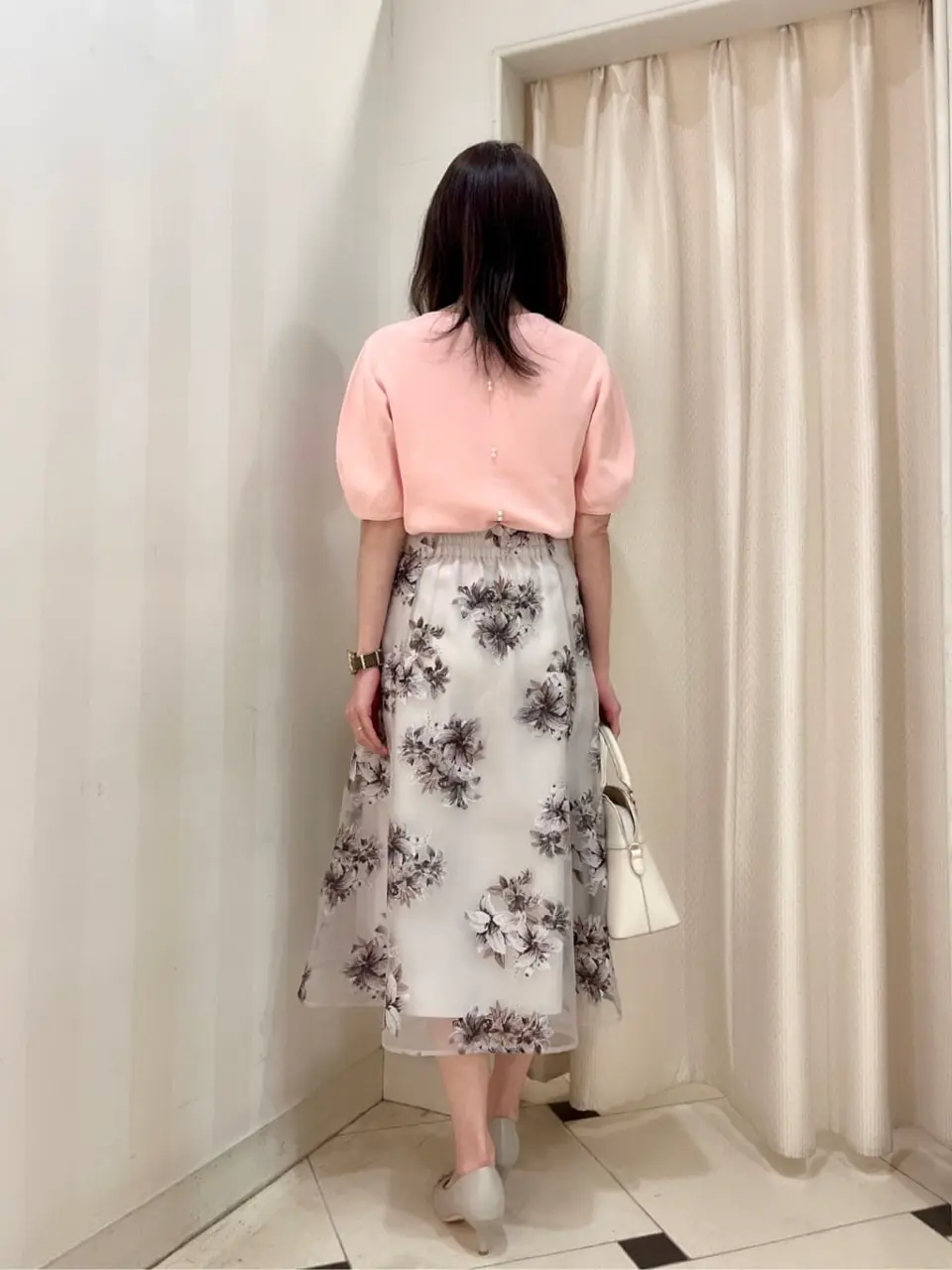 ANY SIS 金井 コーディネート画像