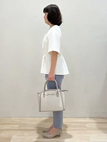 ANY SIS 西出 コーディネート画像