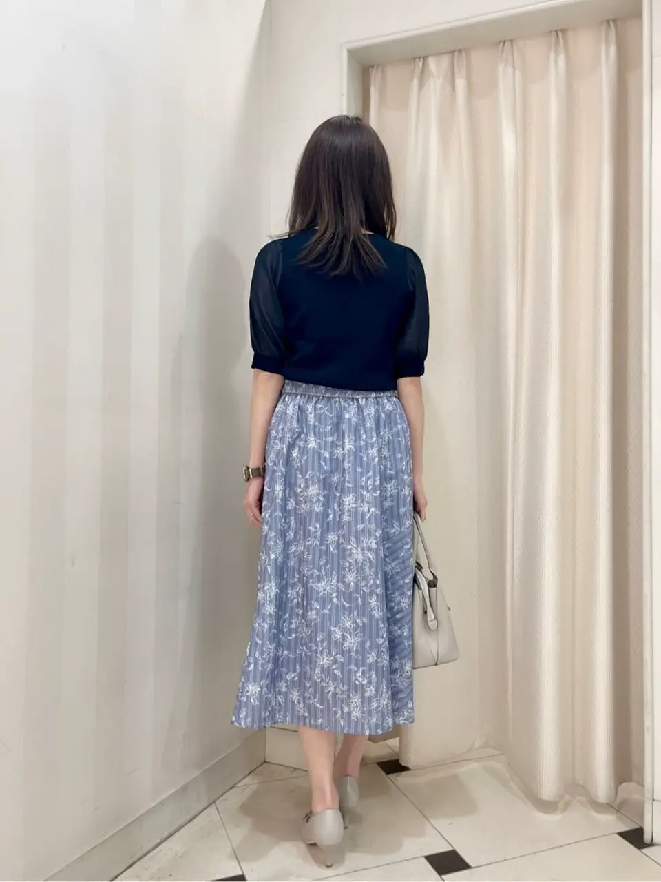 ANY SIS 金井 コーディネート画像