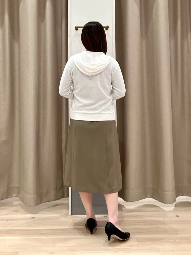 ANY SIS 瀬野 コーディネート画像