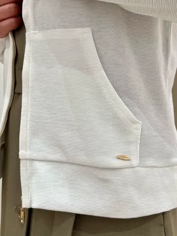 ANY SIS 瀬野 コーディネート画像