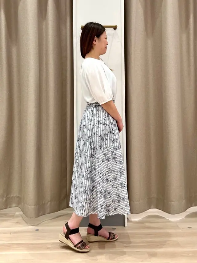 ANY SIS 瀬野 コーディネート画像