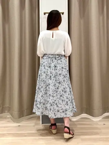 ANY SIS 瀬野 コーディネート画像