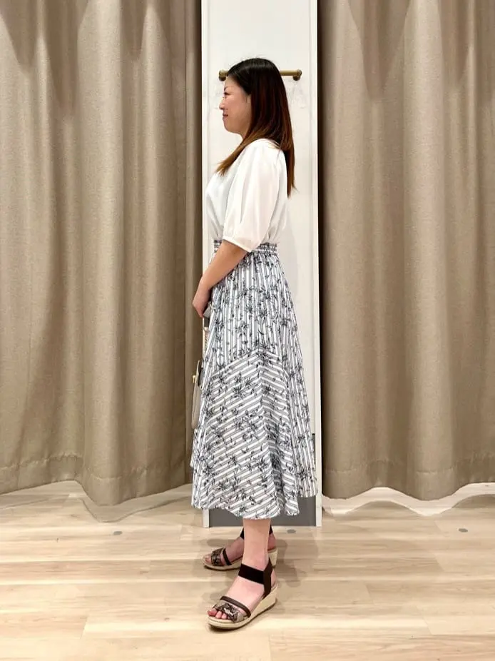 ANY SIS 瀬野 コーディネート画像