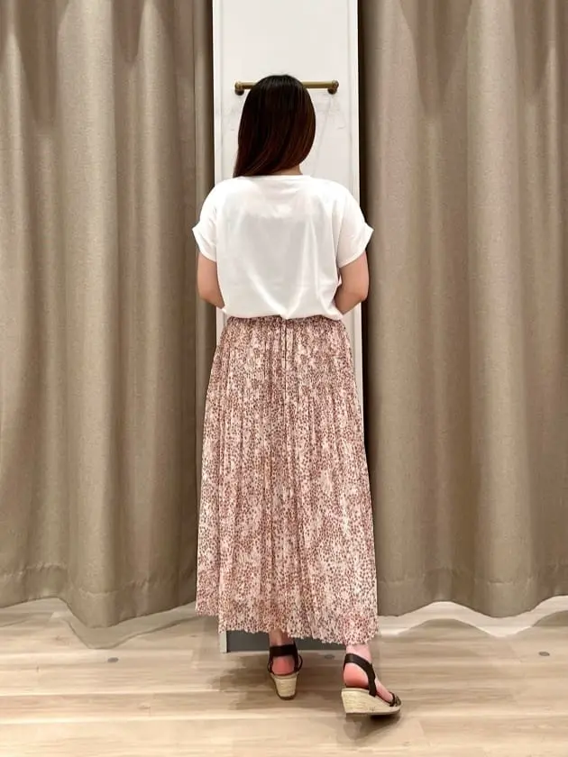 ANY SIS 瀬野 コーディネート画像