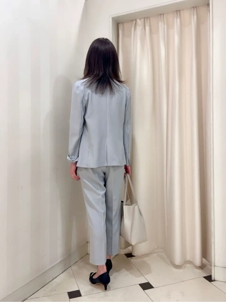 ANY SIS 金井 コーディネート画像