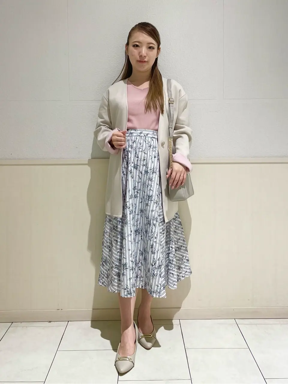 ANY SIS 土居 コーディネート画像