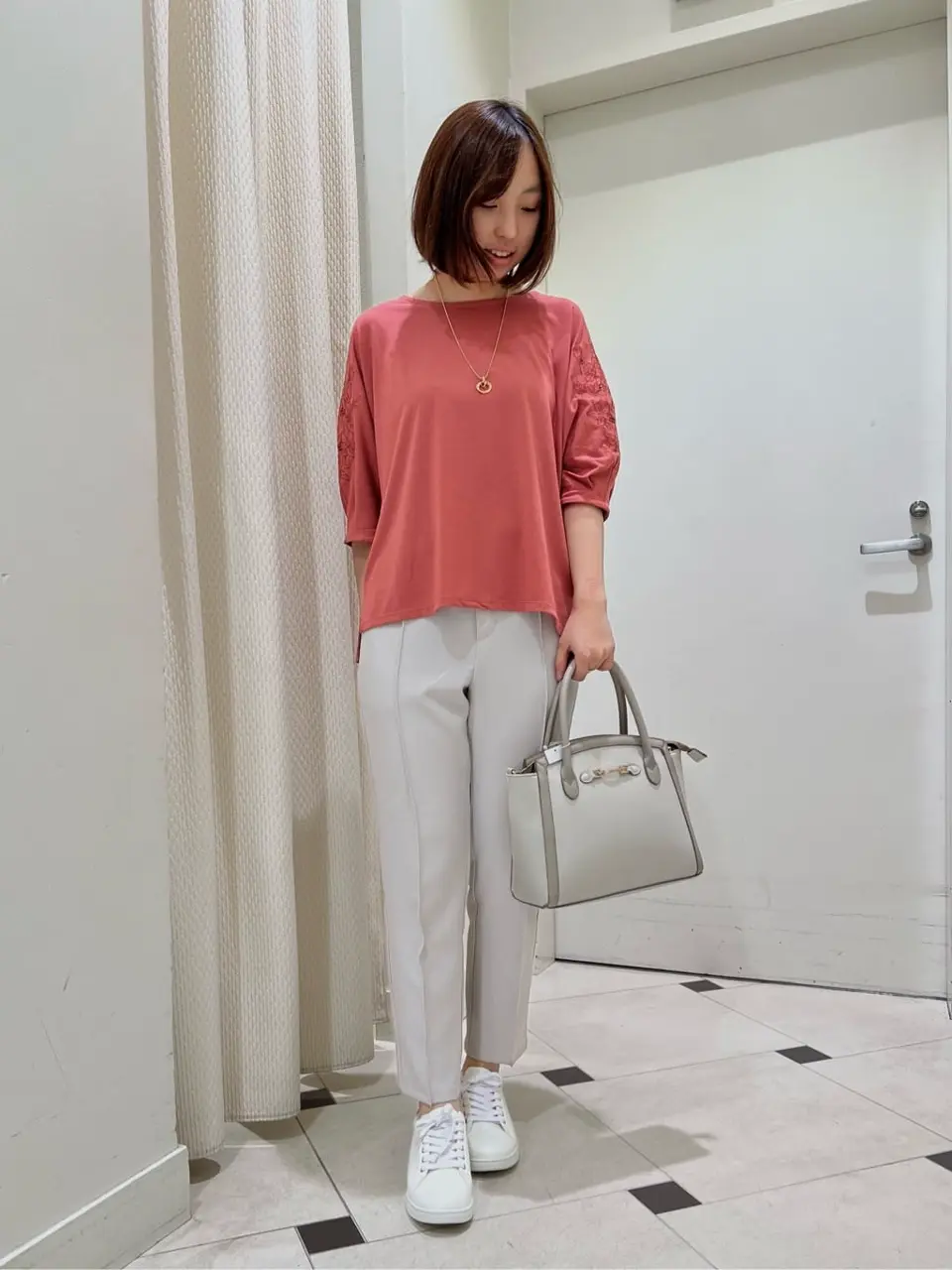 ANY SIS 村上 コーディネート画像