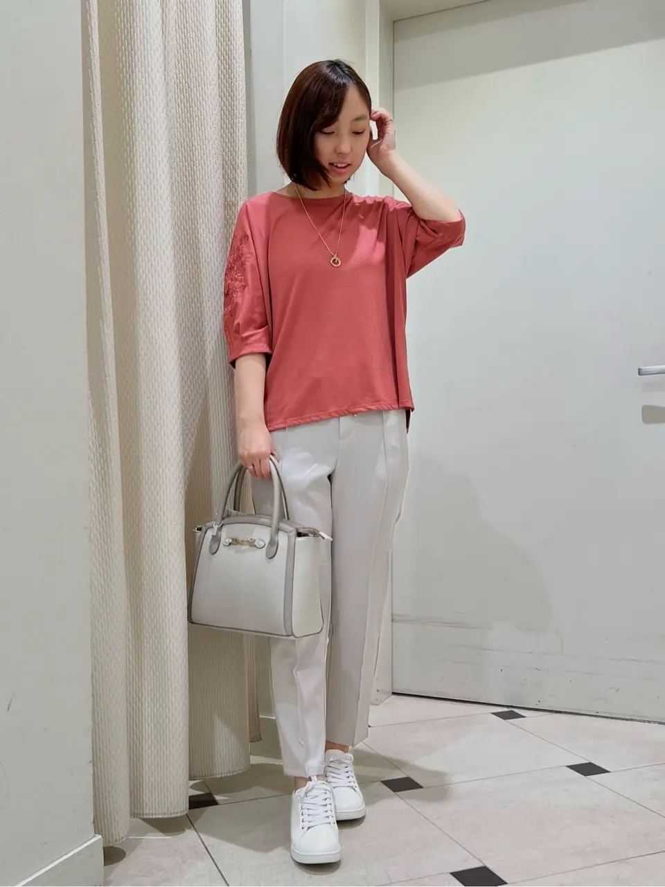 ANY SIS 村上 コーディネート画像