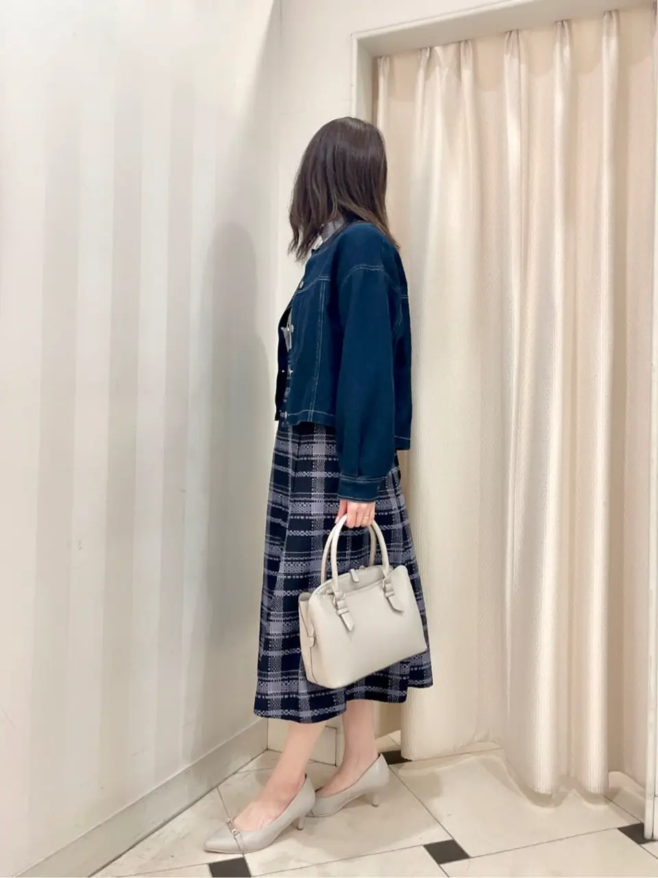 ANY SIS 金井 コーディネート画像