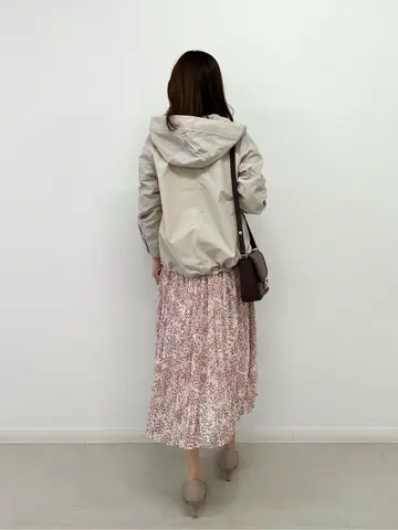 ANY SIS みぃ コーディネート画像