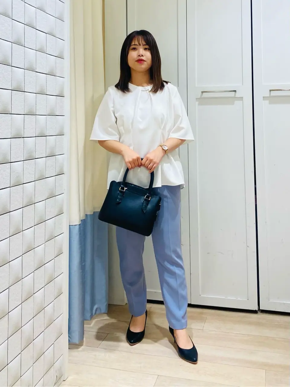 ANY SIS スタッフ コーディネート画像