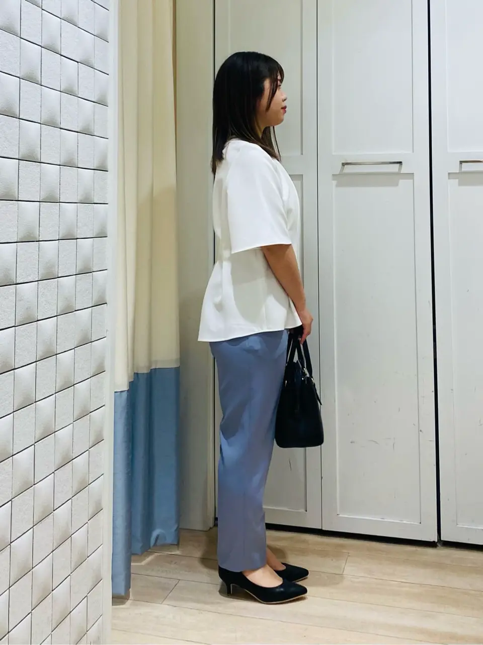 ANY SIS スタッフ コーディネート画像