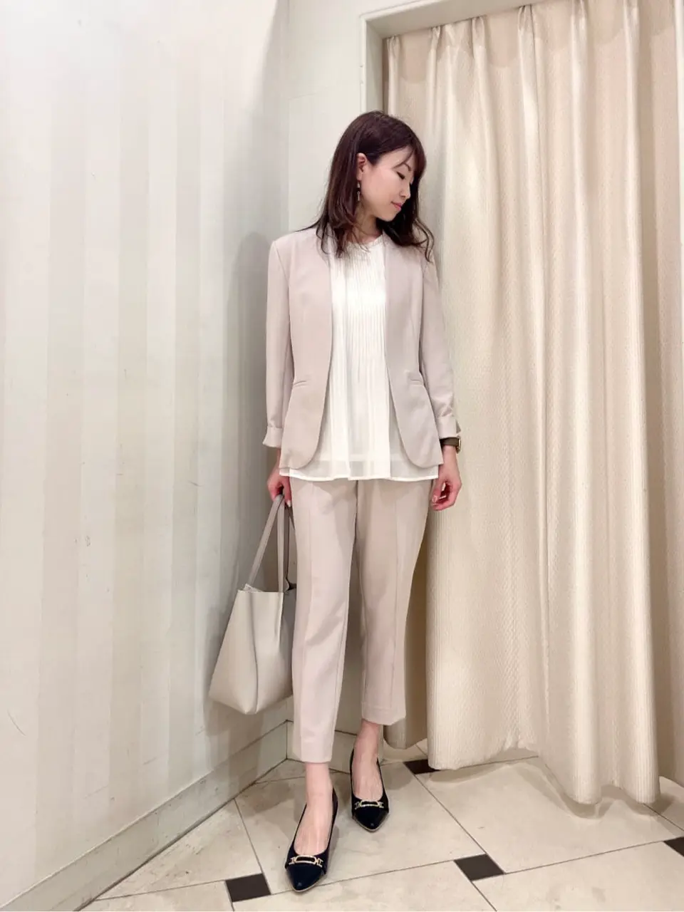 ANY SIS 金井 コーディネート画像