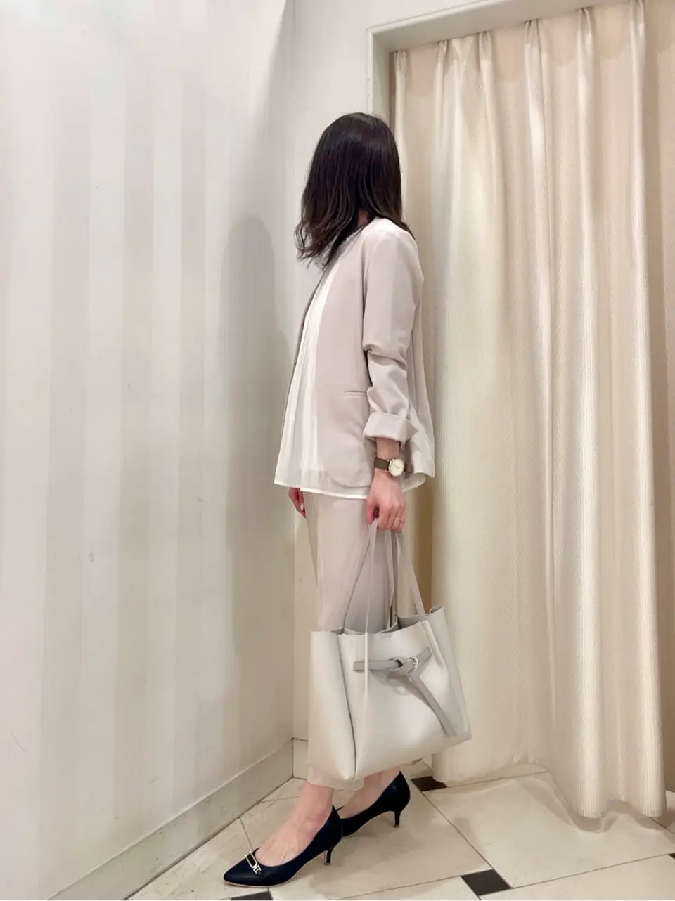 ANY SIS 金井 コーディネート画像