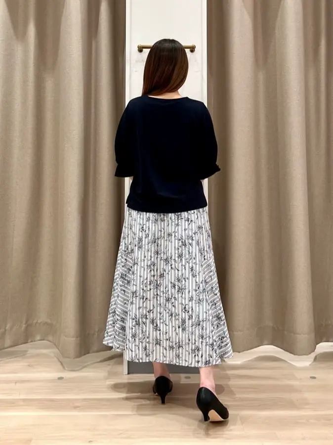 ANY SIS 瀬野 コーディネート画像