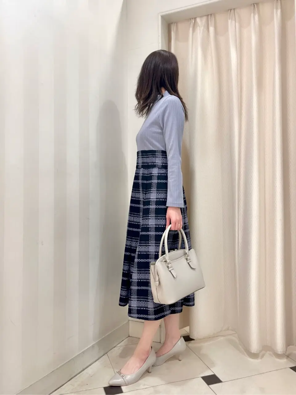 ANY SIS 金井 コーディネート画像