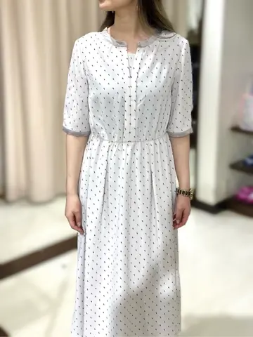 ANY SIS STAFF コーディネート画像