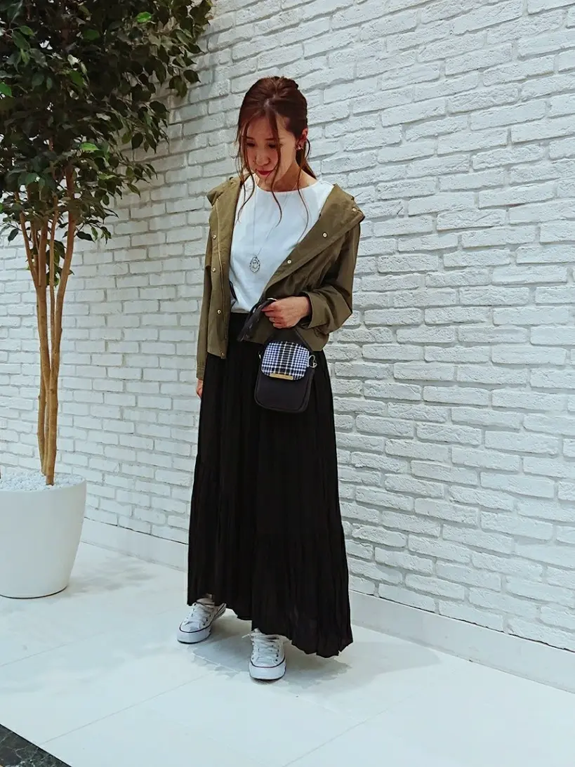 ANY SIS 東海林 コーディネート画像