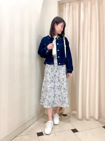 ANY SIS 金井 コーディネート画像