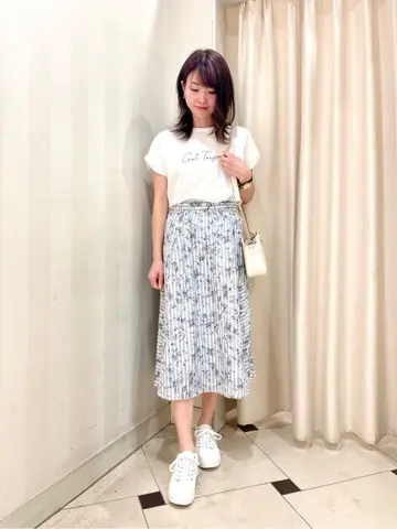 ANY SIS 金井 コーディネート画像