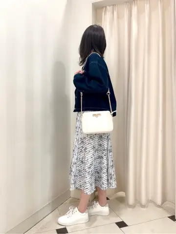 ANY SIS 金井 コーディネート画像