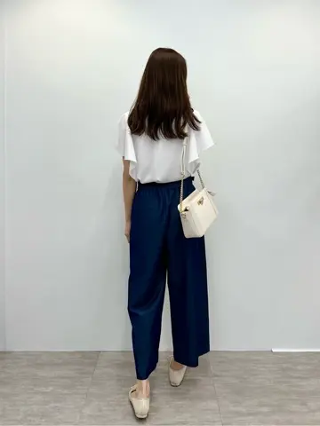 ANY SIS みぃ コーディネート画像