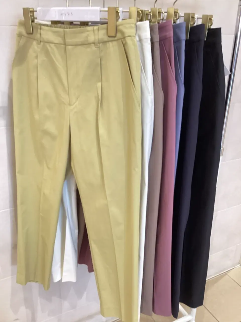 ANY SIS 今仲 コーディネート画像